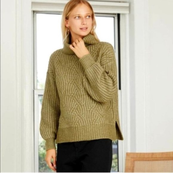 EUC A New Day Olive Green Knit Oversized Turtleneck Sweater - Picture 1 of 11
